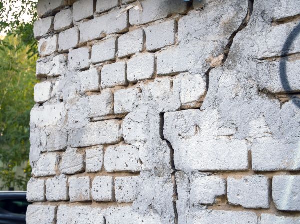 Cracked Brick Wall Repair in Windsor