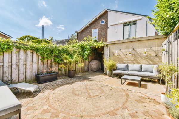 Courtyard Wall Repair in Windsor